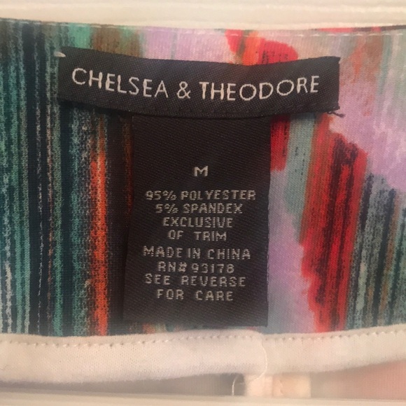 Chelsea & Theodore size M zip front jacket - Picture 2 of 4